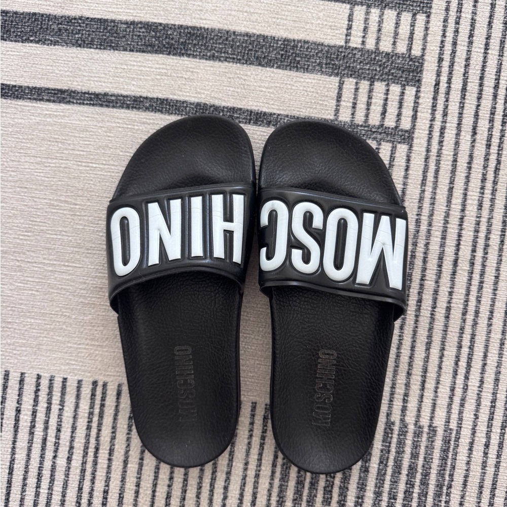 Moschino Black and White Logo Slides